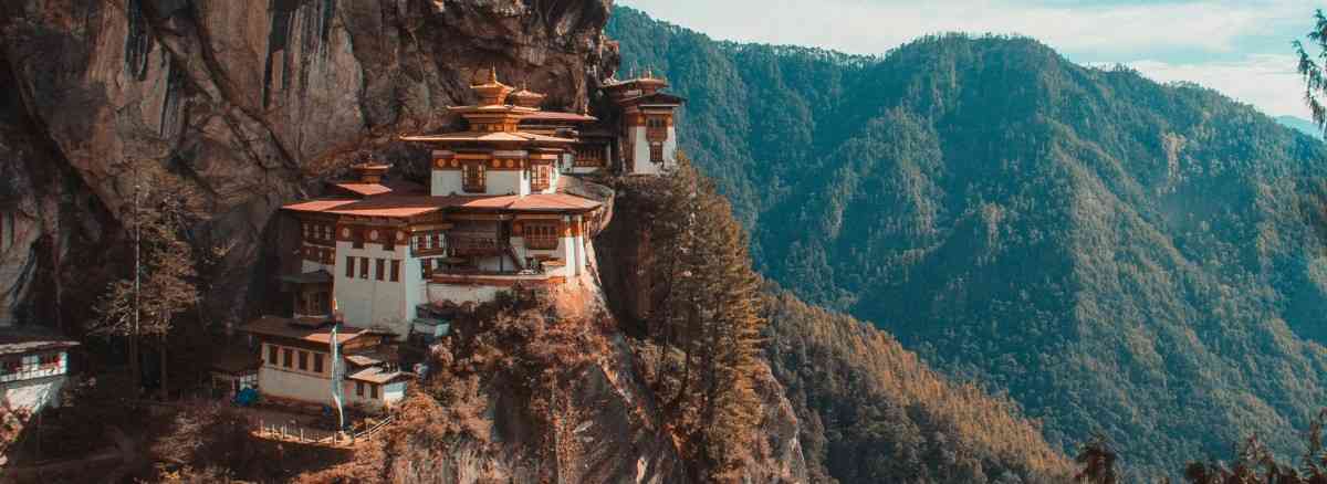 Enchanting Bhutan Sojourn – Land of Happiness & Himalayan Serenity