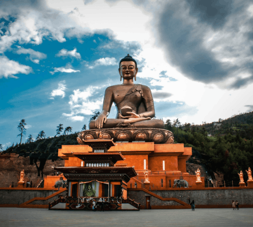 Serene Bhutan Love Story – Valleys, Views & Togetherness